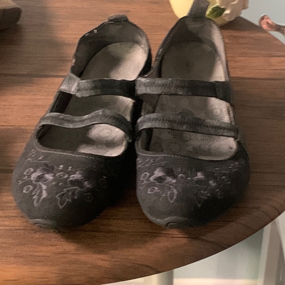 Hush Puppies Shoes size 8